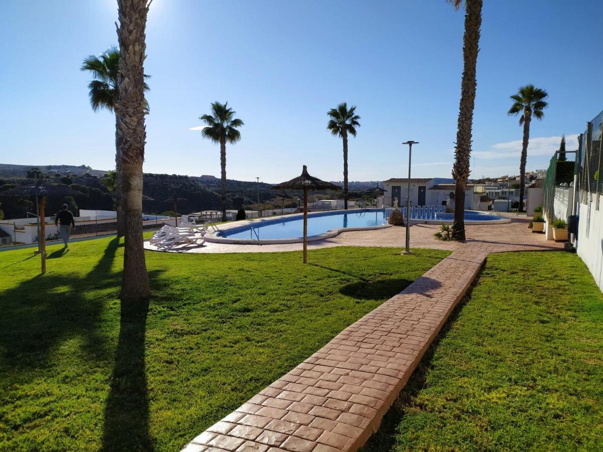 Alojamiento En Urb La Marina San Fulgencio Bagian luar foto